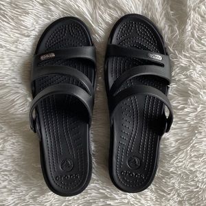 NWOT- Croc Sandals